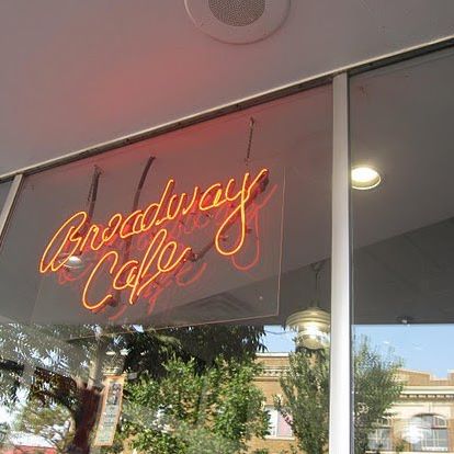Broadway Cafe Logo